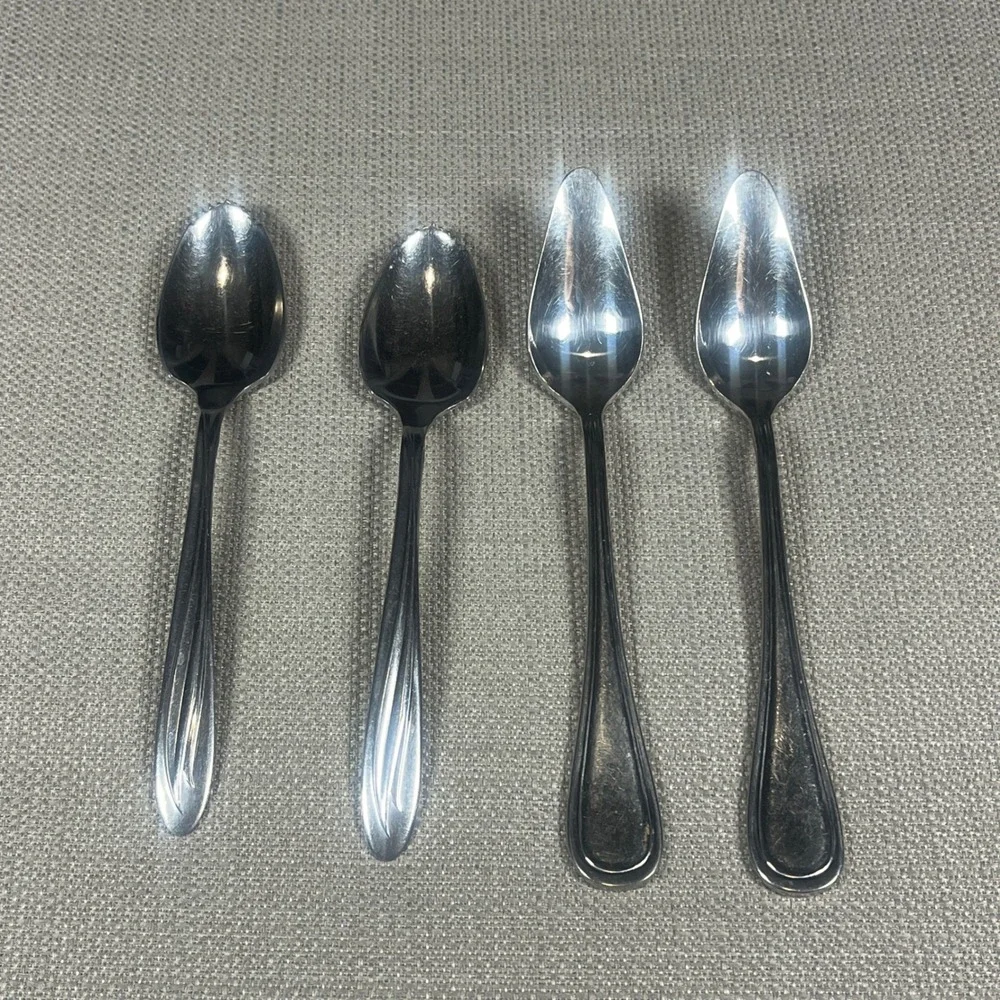 Set of 4 Stainless Steel Serrated Grapefruit Spoons Silver‎ Tone Citrus Utensils